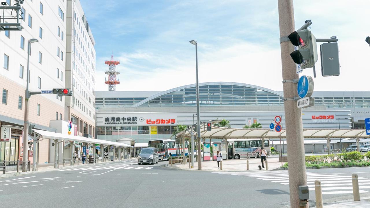 Toyoko Inn Kagoshima Chuo Eki Nishi Guchi Bagian luar foto