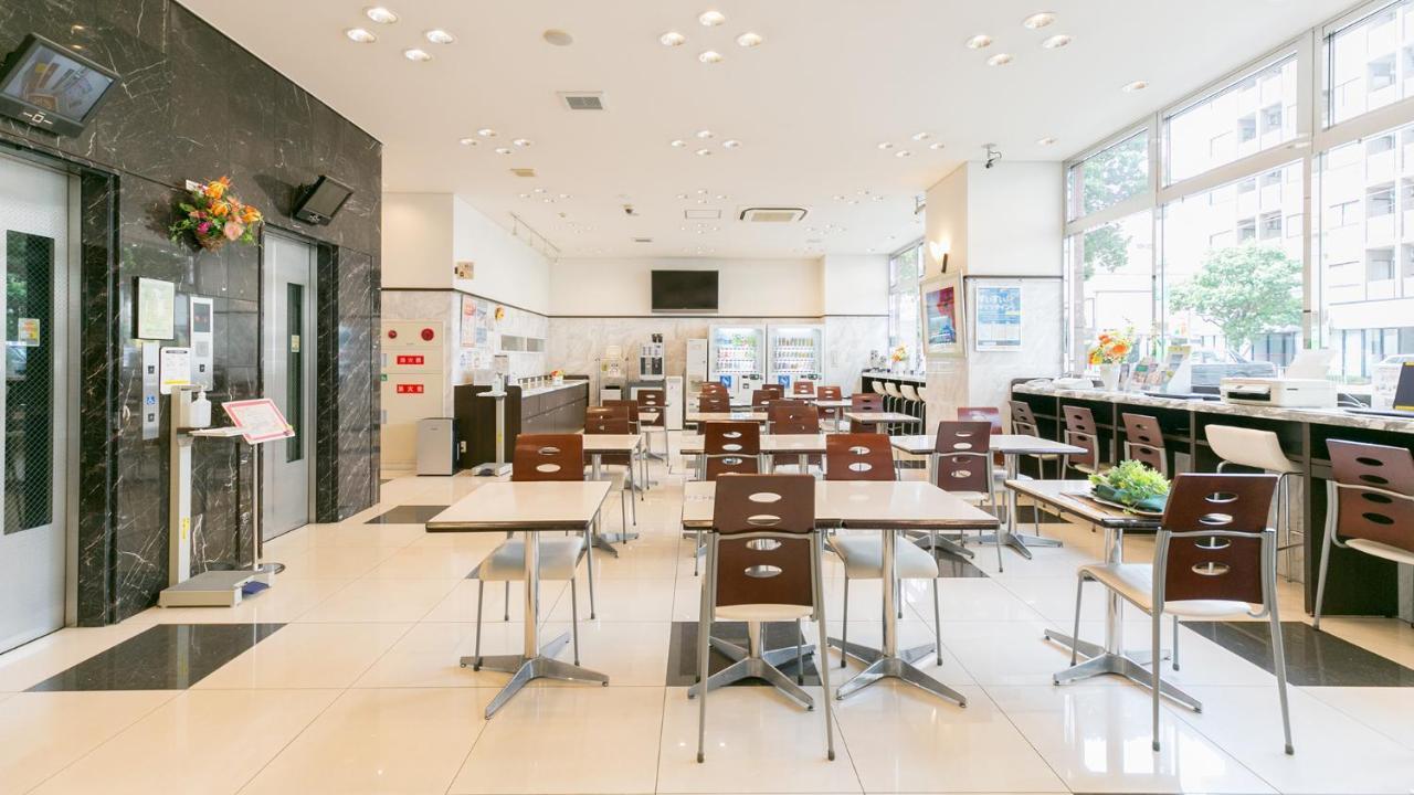 Toyoko Inn Kagoshima Chuo Eki Nishi Guchi Bagian luar foto